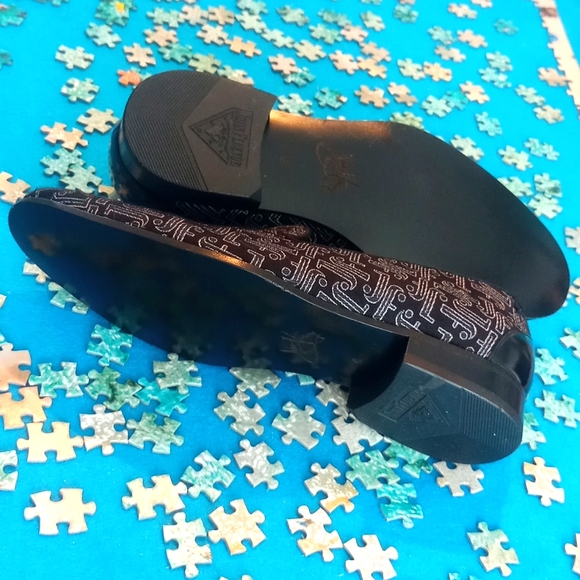 Fluevog Smoking Loafer, mens 6 ladies 8   *EXCLUDED from SALE PRICING* - Picture 3 of 8